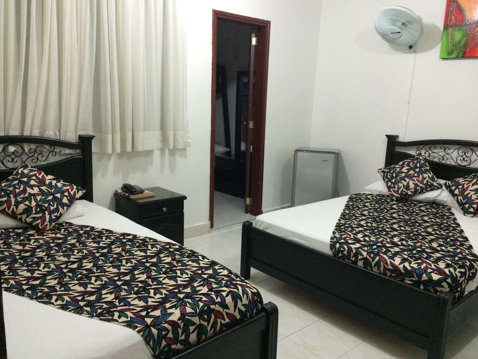 Imperio La 16 Hotel Pereira Eksteriør billede