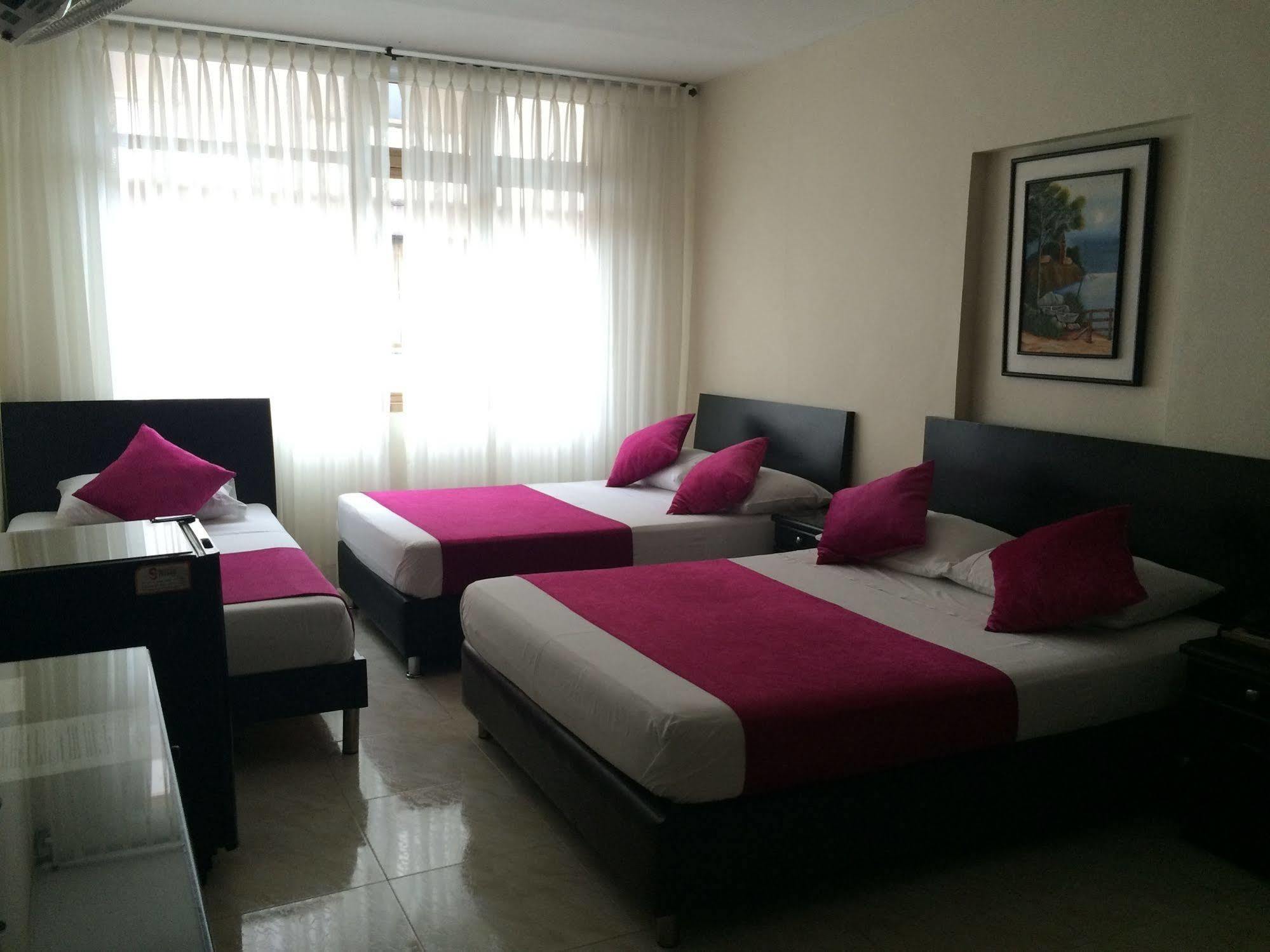 Imperio La 16 Hotel Pereira Eksteriør billede