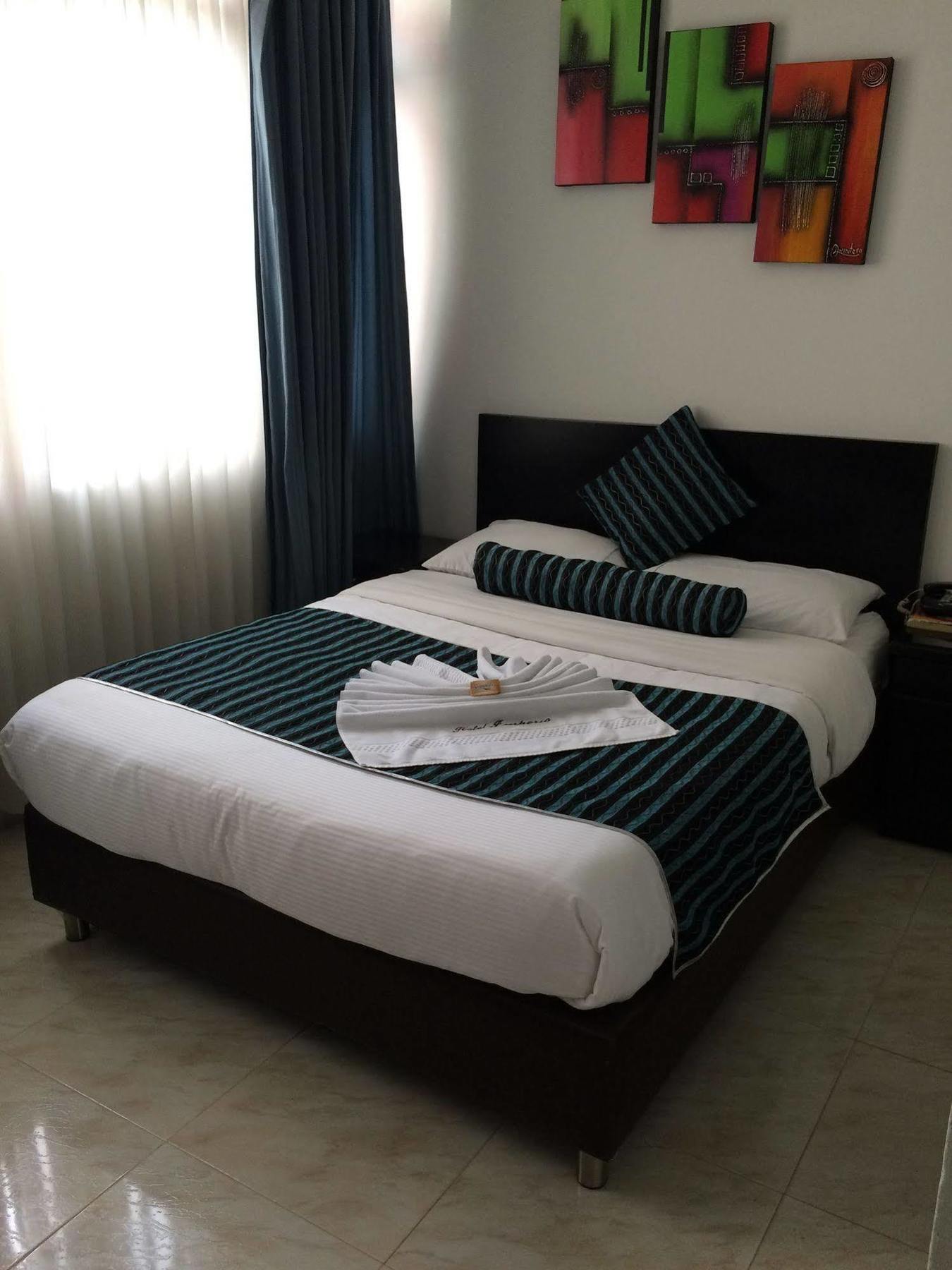 Imperio La 16 Hotel Pereira Eksteriør billede